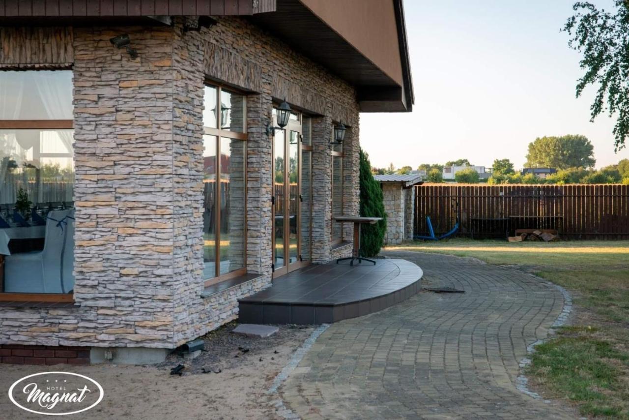 Hotel Magnat Słupca Exterior foto